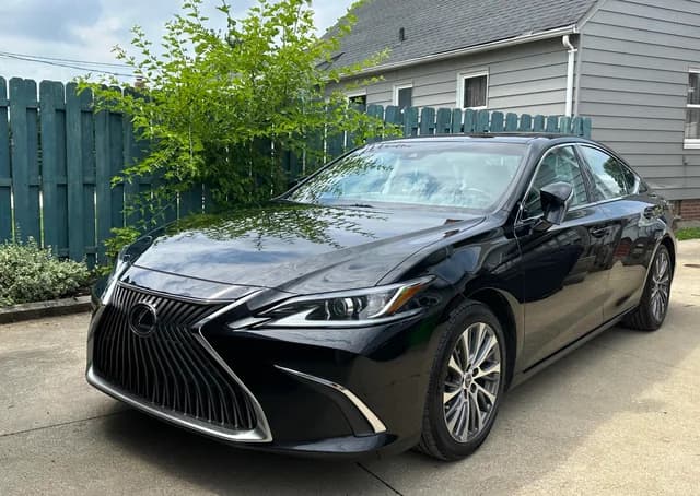Lexus ES 350 2020 (Premium Luxury)